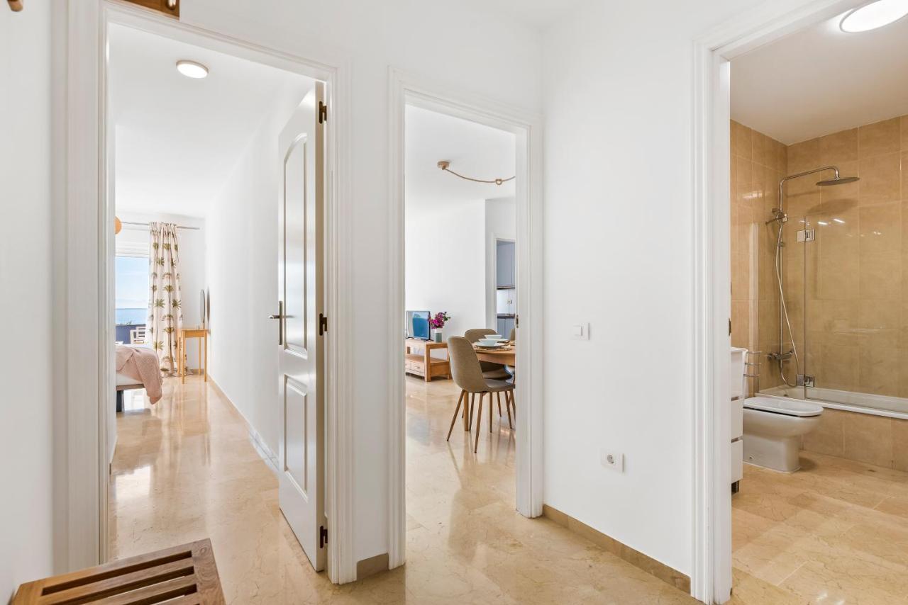 Apartament La Nea Radazul